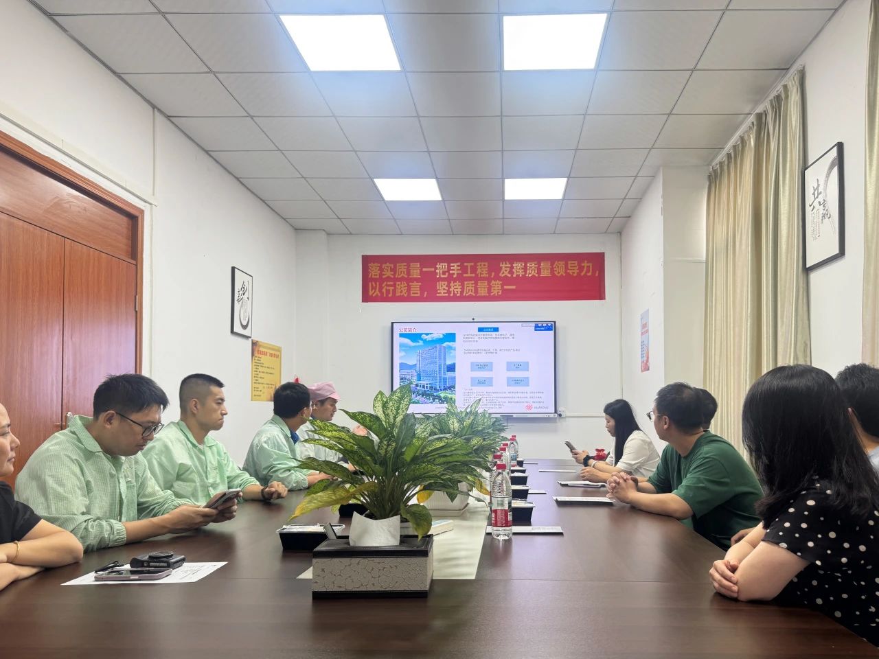 走进华为丨搭建优质沟通平台 共探宁夏数字能源新未来