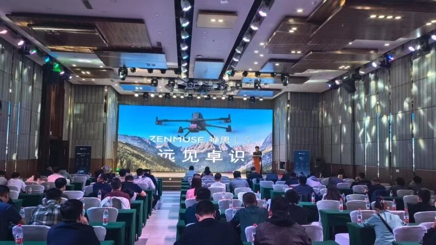 远见卓识 智启北疆——中建材信息2026呼和浩特大疆行业应用新品推介会圆满举办